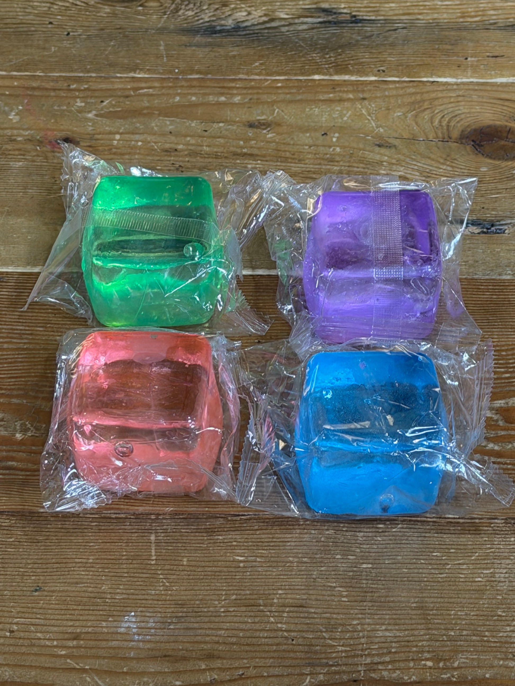 Squeezy Cube